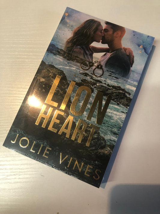 Special Edition Lion Heart (Sprayed edge)